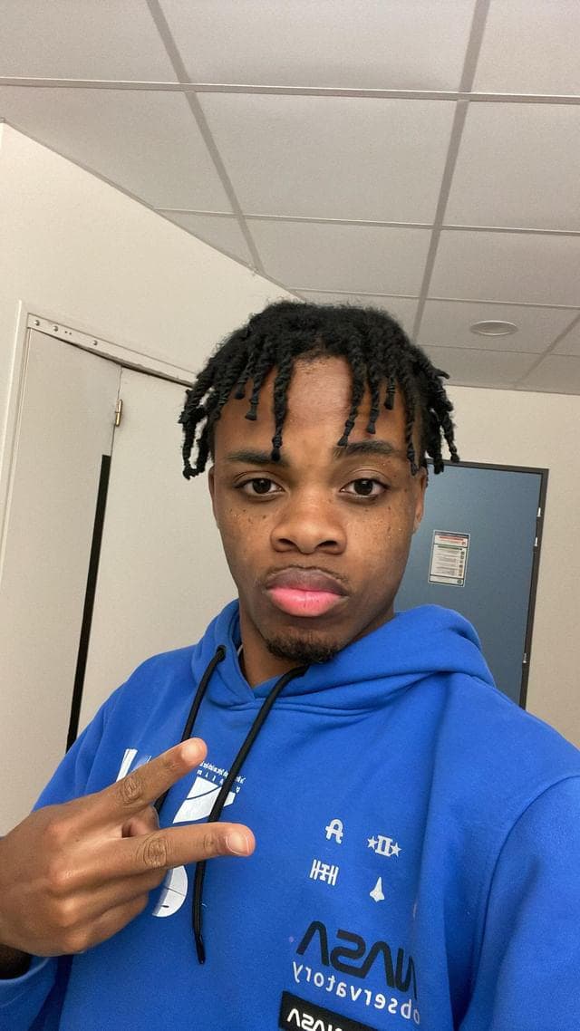 Profil de Dimitri, 44 ans, Rencontre Asiatique à Oberrickenbach (Nidwald)