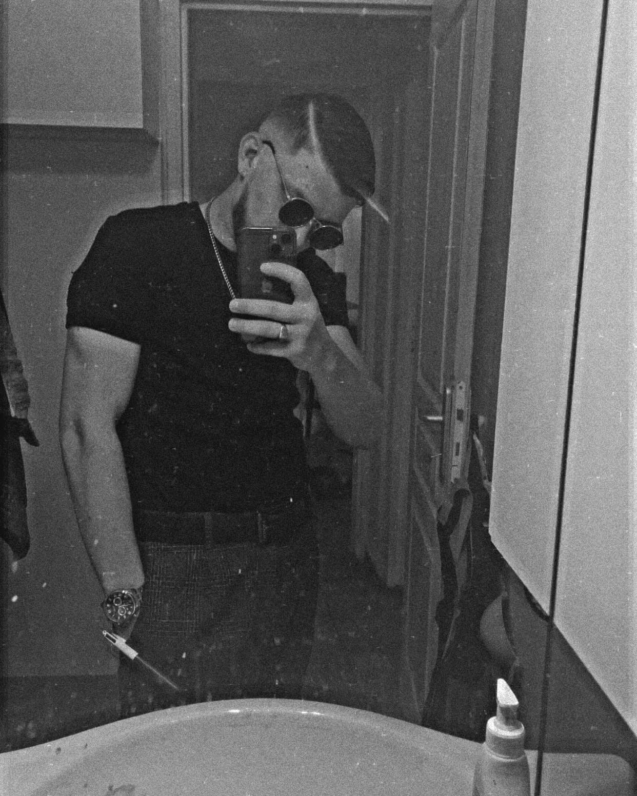 Profil de Leeroy, 37 ans, Rencontre Asiatique à Provence (Vaud)