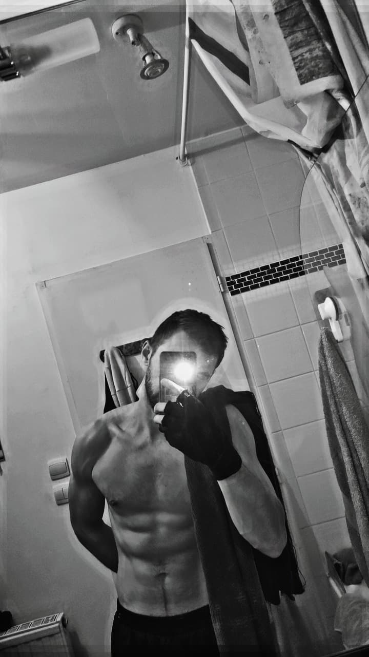 Profil de Aloys, 45 ans, Rencontre Asiatique à Chabrey (Vaud)