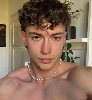 Profil de Milann, 37 ans, Rencontre Asiatique à Féchy (Vaud)