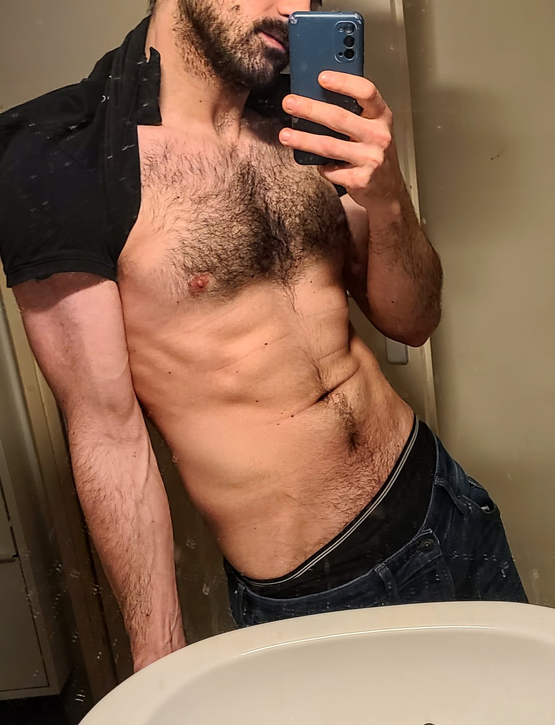 Profil de Hilal, 37 ans, Rencontre Asiatique à Mühlau (Zoug)