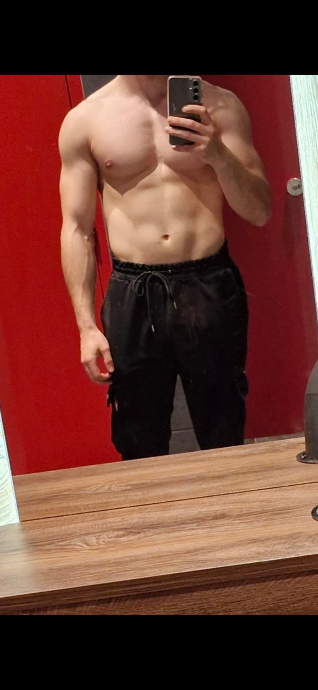 Profil de Elyes, 37 ans, Rencontre Asiatique à Kirchlindach (Berne)