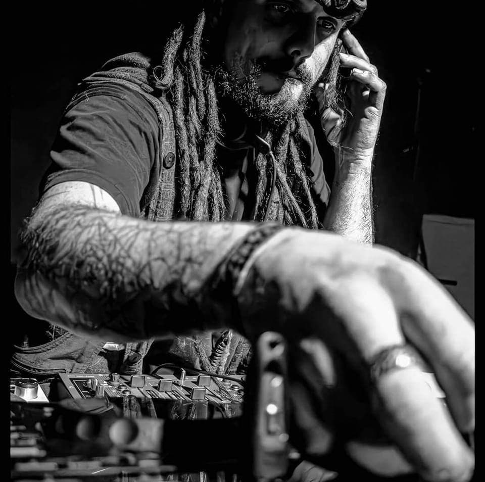 Profil de Emrys, 27 ans, Rencontre Asiatique à Sta. Maria Val Müstair (Grisons)